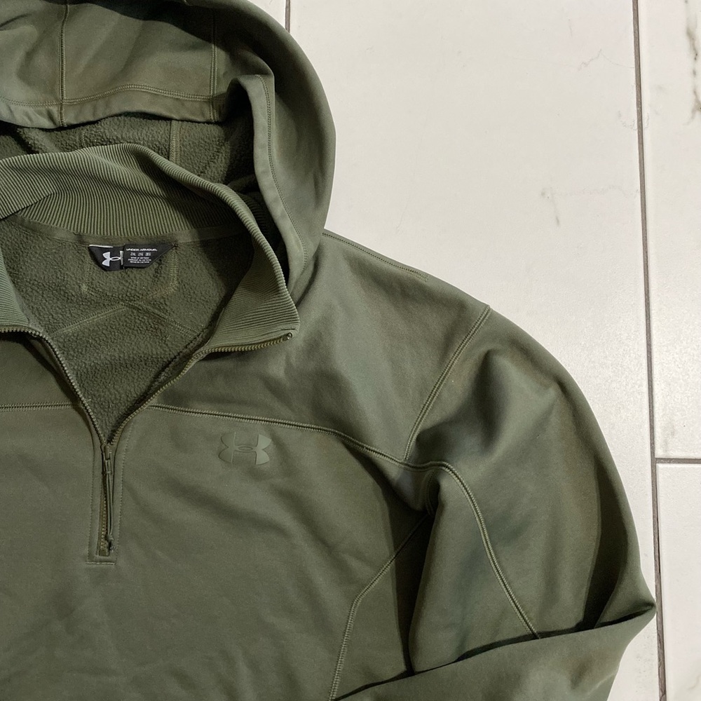 Under Armour Hooded Sweatshirt